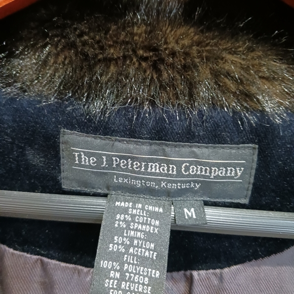 Velvet crop jacket with faux fur collar - Picture 4 of 4